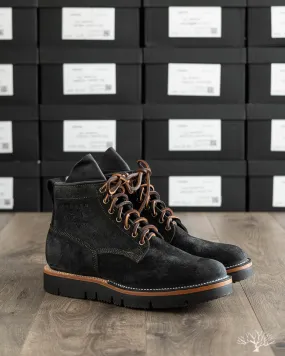 Bobcat Boot - Charcoal Chamois Roughout - 1035