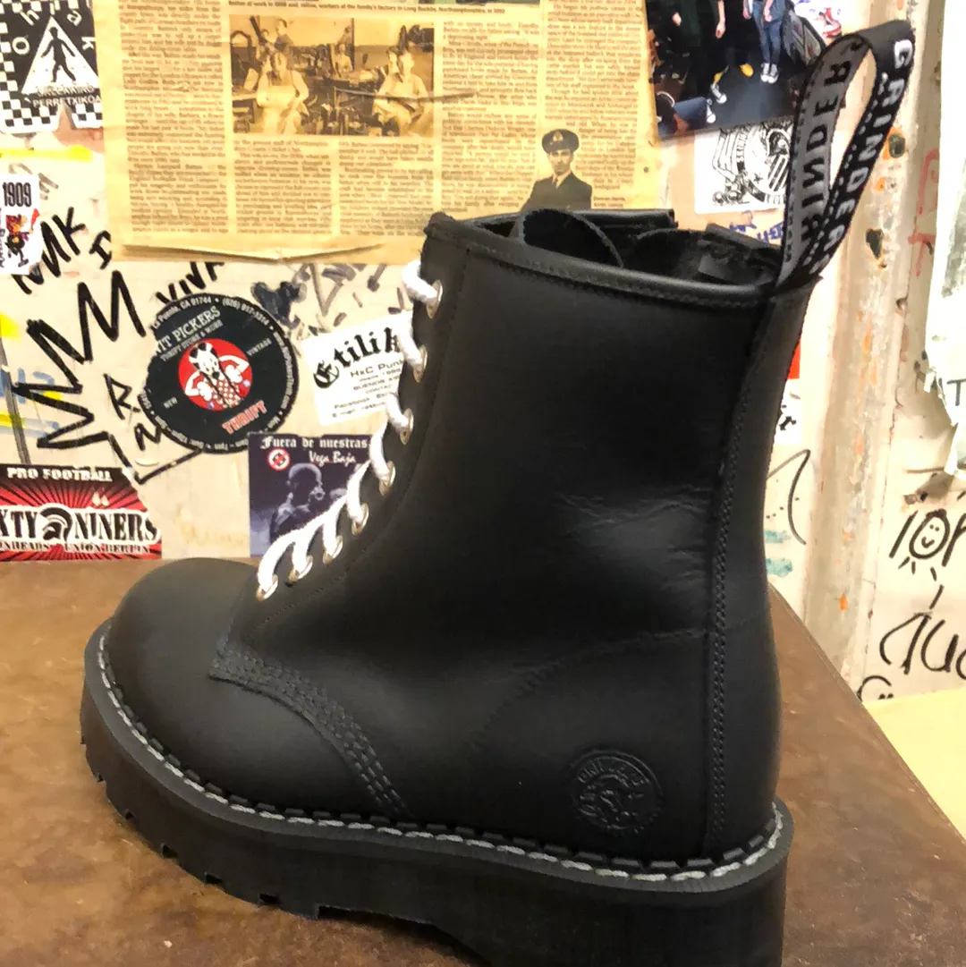 GRINDERS - ROXY X BLACK GREASY LEATHER DERBY BOOT WITH DOUBLE SOLE UNIT (8 EYELET)