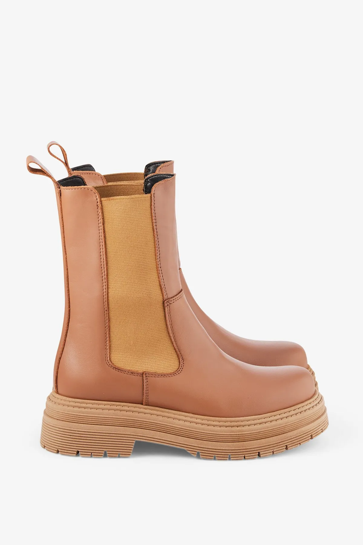 Leather chelsea ankle boots