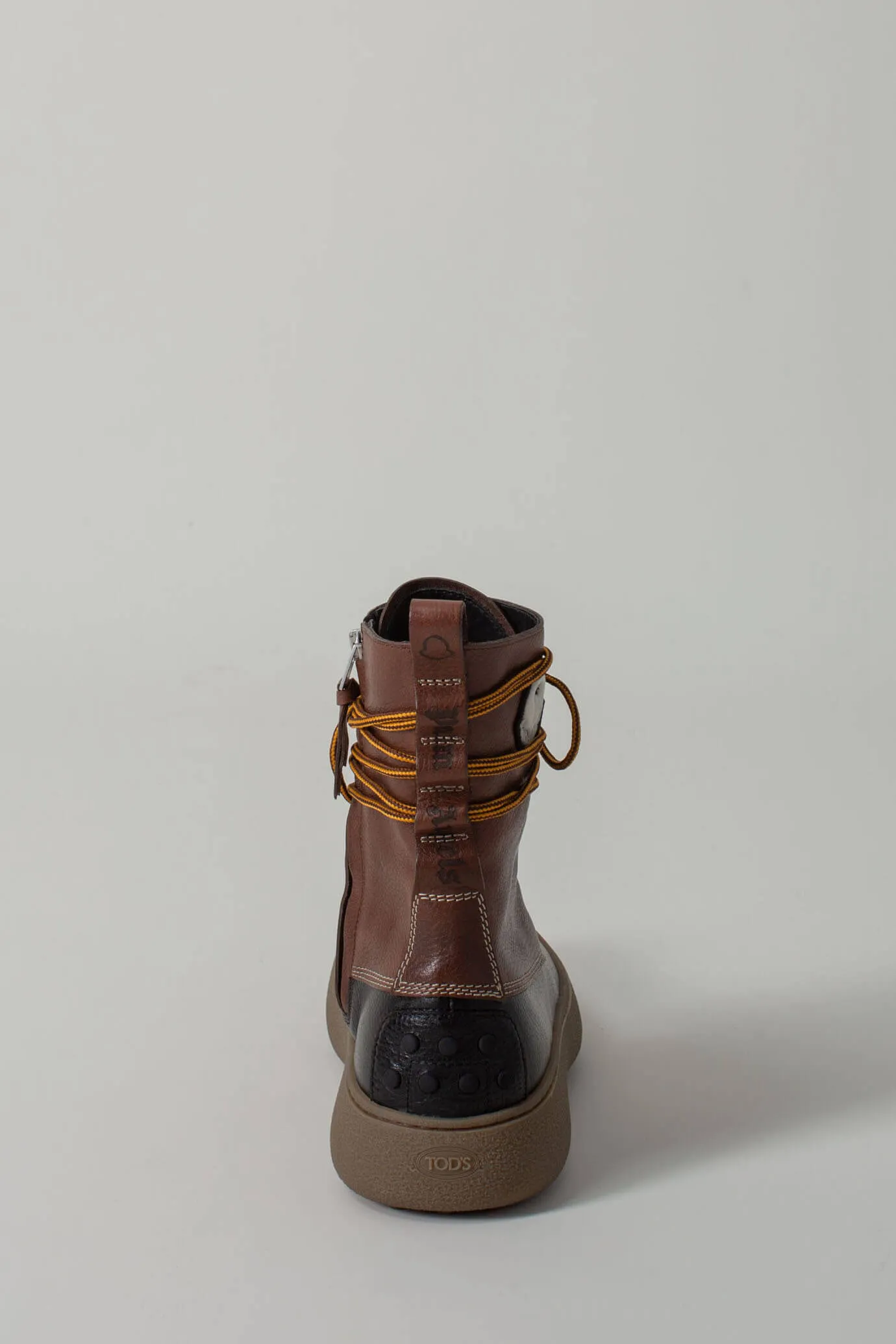 TOD'S Winter Gommino Ankle Boots